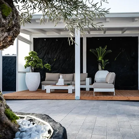 بيت ضيافة Luxury Penthouse *